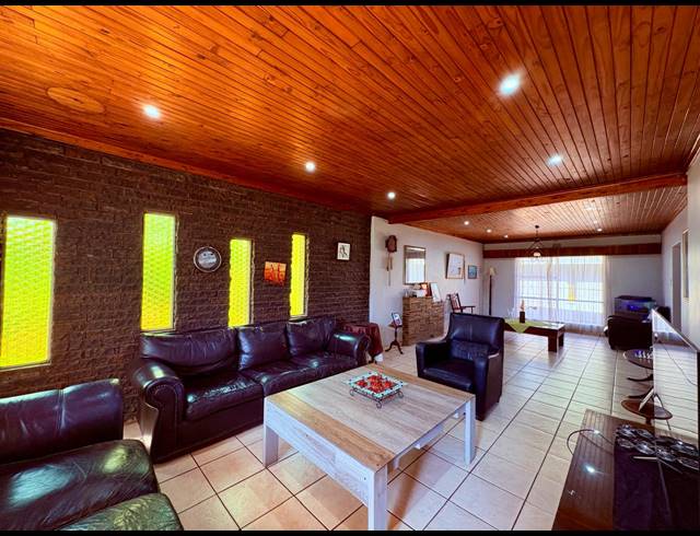 4 BEDROOM HOUSE FOR SALE IN DALPARK
